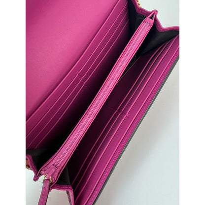 Gucci GG Supreme Continental Wallet on a Chain Red Pink Clutch