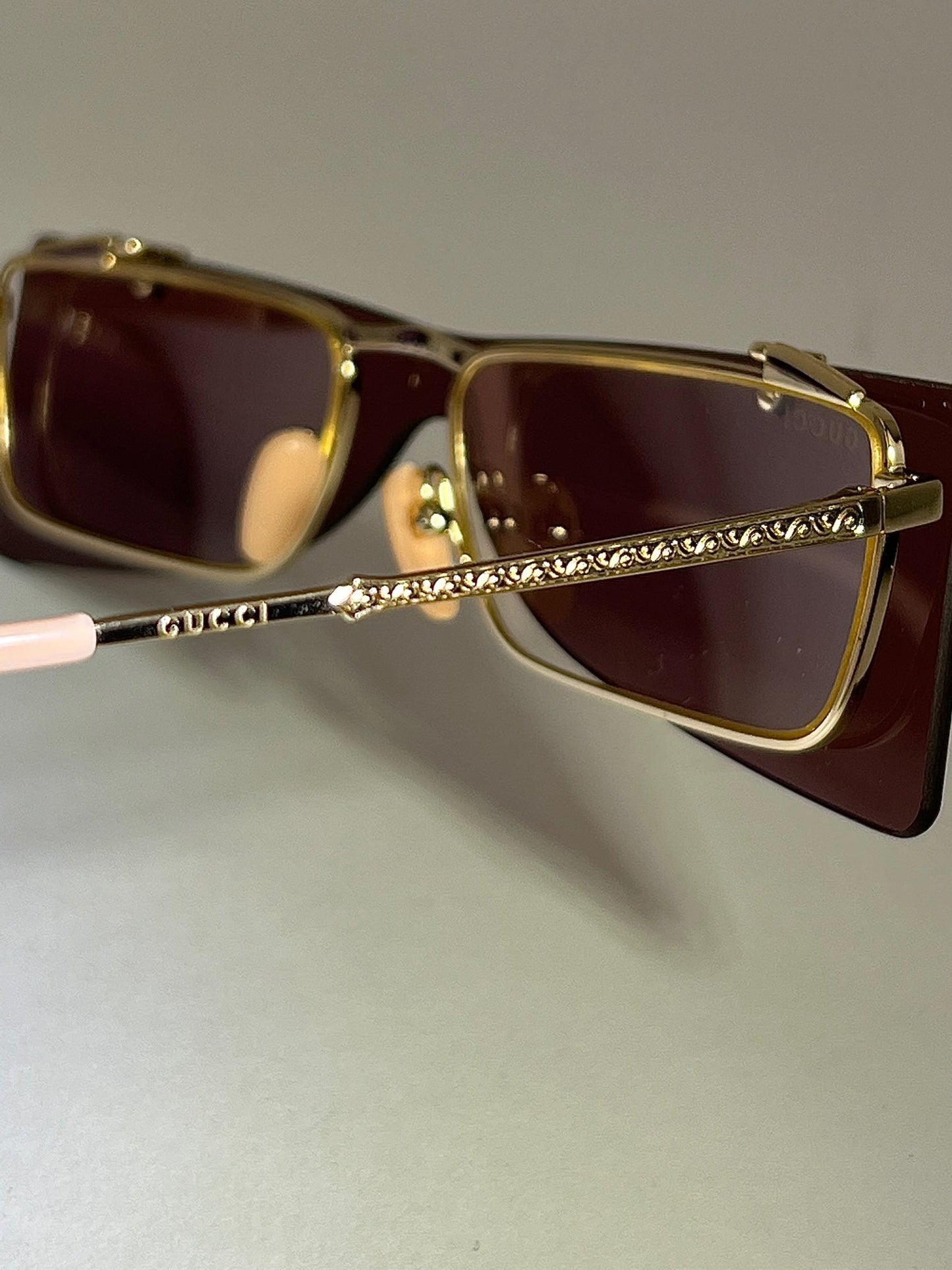 Gucci Flip-Up Sunglasses Rectangle Red Gold frames
