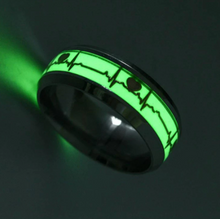 Load image into Gallery viewer, Stainless Steel Luminous Glowing In Dark Heartbeat Ring