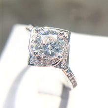Load image into Gallery viewer, silver ring with flower shaped cubic ziconia