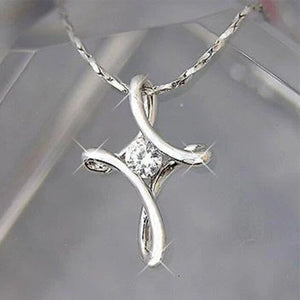 Silver Plated Winding Cross Pendant Necklaces For CZ Stone
